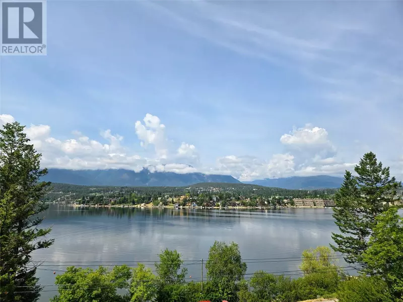 782 Lakeview Road, Invermere, BC V0A1K3