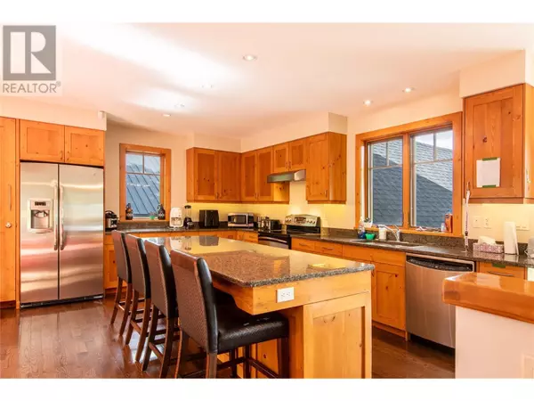 Golden, BC V0A1H2,1589 COLUMBIA VALLEY View