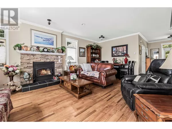 Tappen, BC V0E2X2,3447 Roberge Road