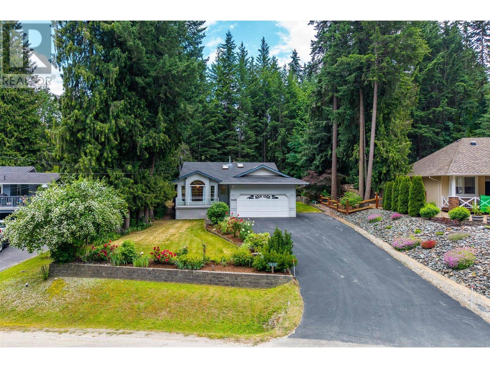 Blind Bay, BC V0E1H0,2610 Centennial Drive