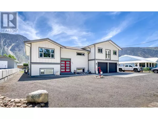 617 2ND Avenue, Keremeos, BC V0X1N2