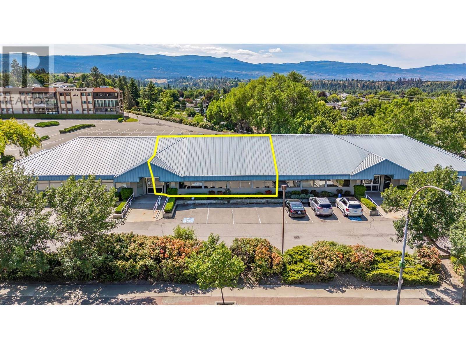 Kelowna, BC V1W1J7,519 Highway 33 HWY #103