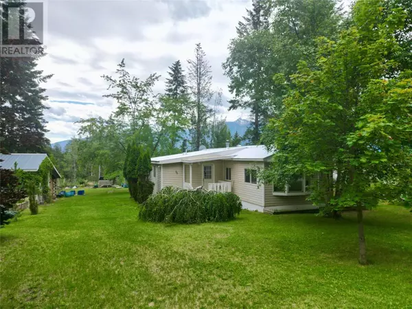Golden, BC V0A1H6,470 Reflection Lake RD #36