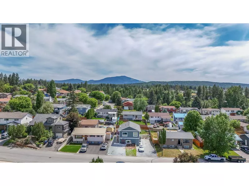 2509 4TH Street S, Cranbrook, BC V1C5C5