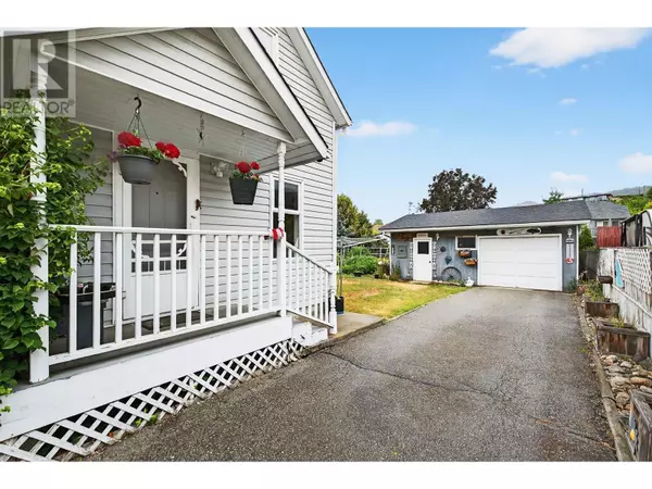 Naramata, BC V0H1N0,735 Robinson Avenue