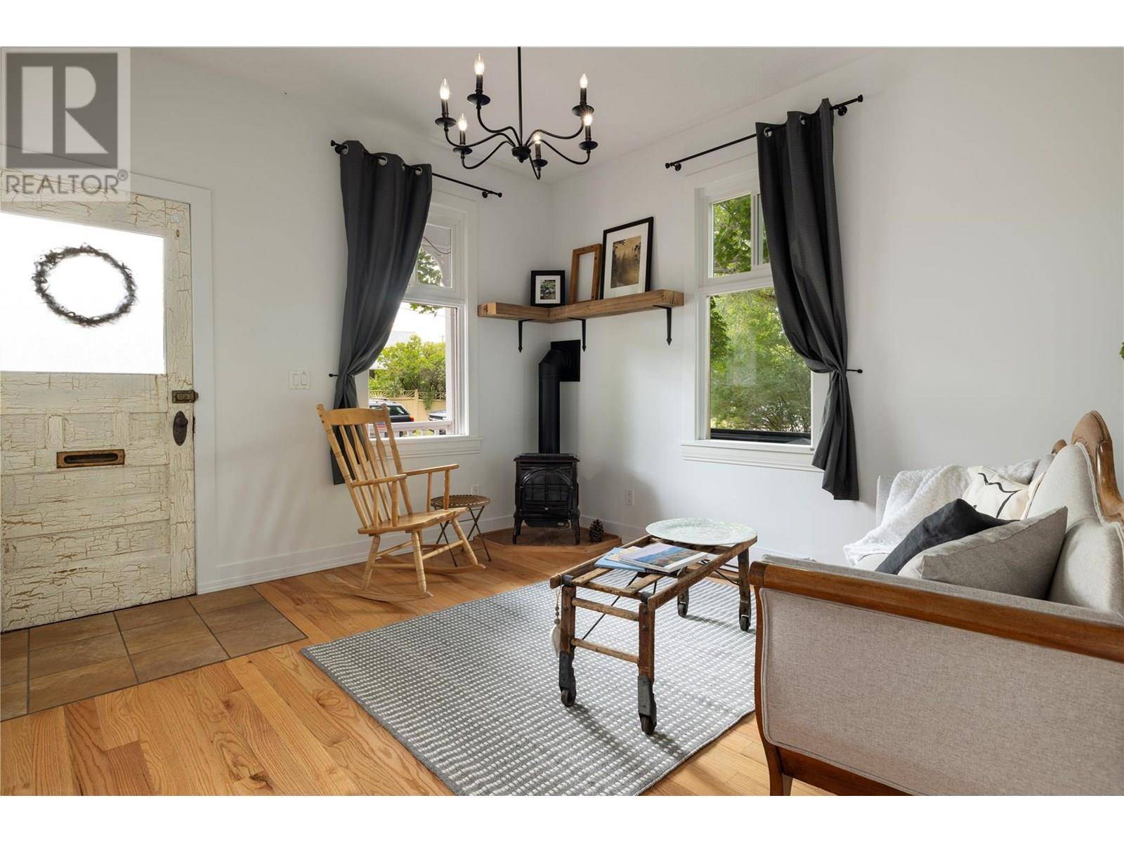 Vernon, BC V1T2P9,3408 34 Avenue