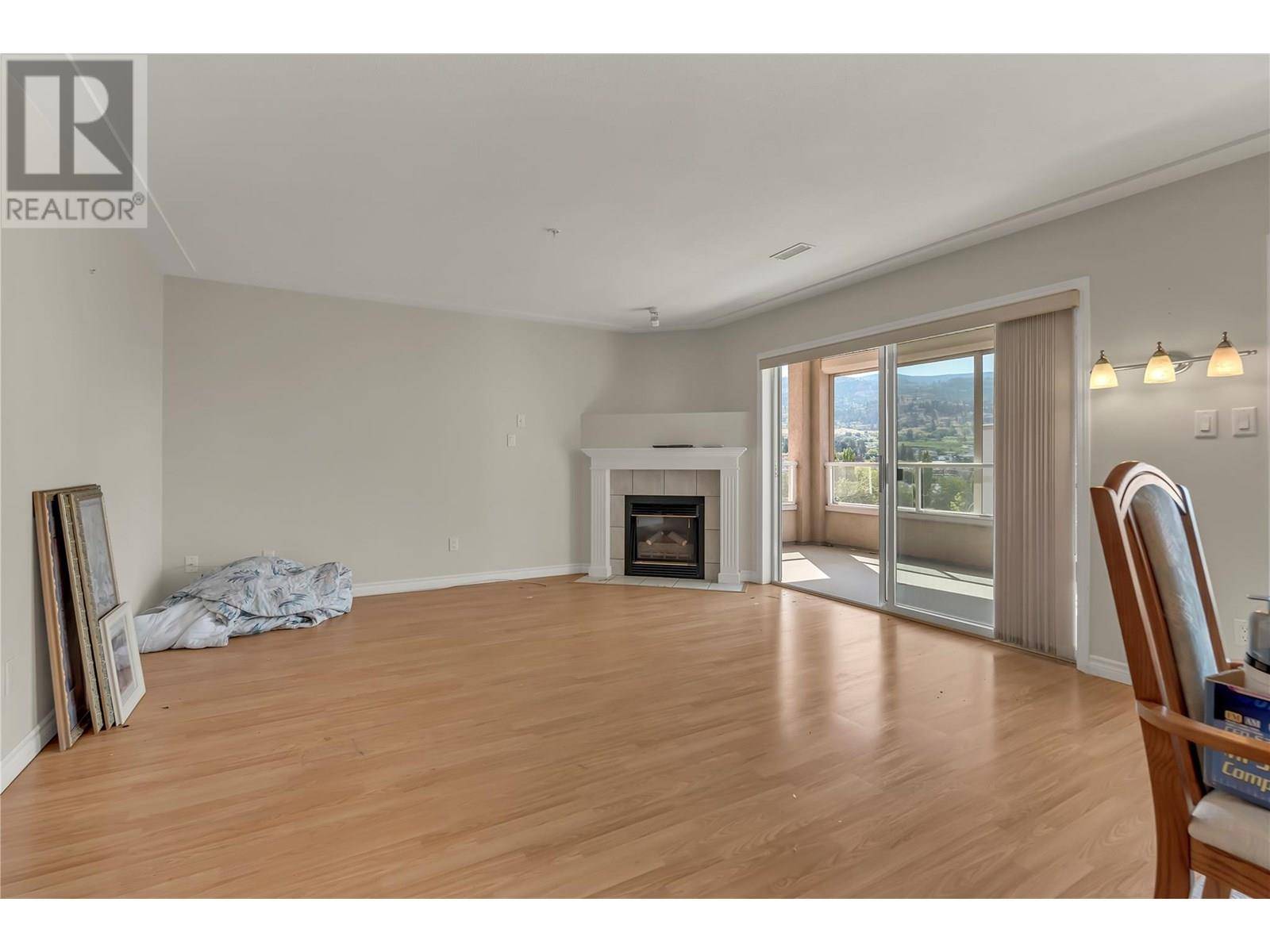 Penticton, BC V2A8R7,2245 Atkinson ST #604