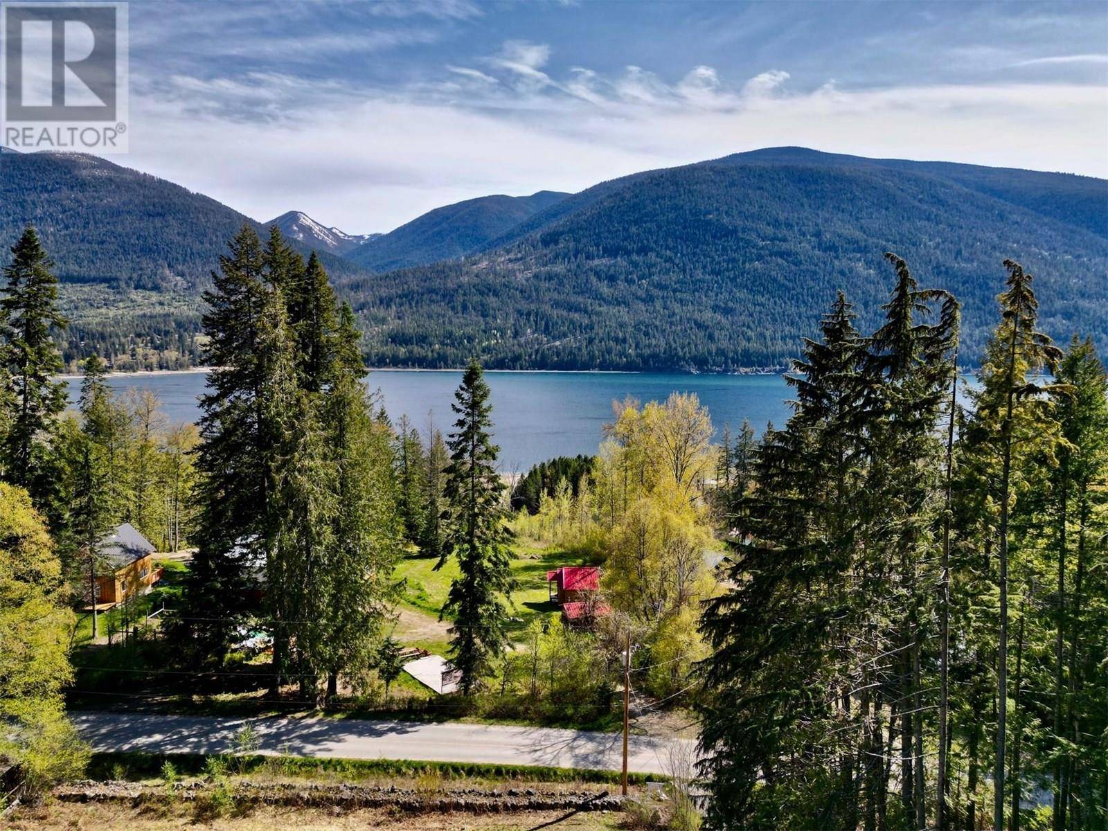 Nelson, BC V1L6P2,5759 LONGBEACH Road