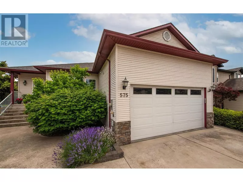 575 Galbraith Court, Kelowna, BC V1X7Z9