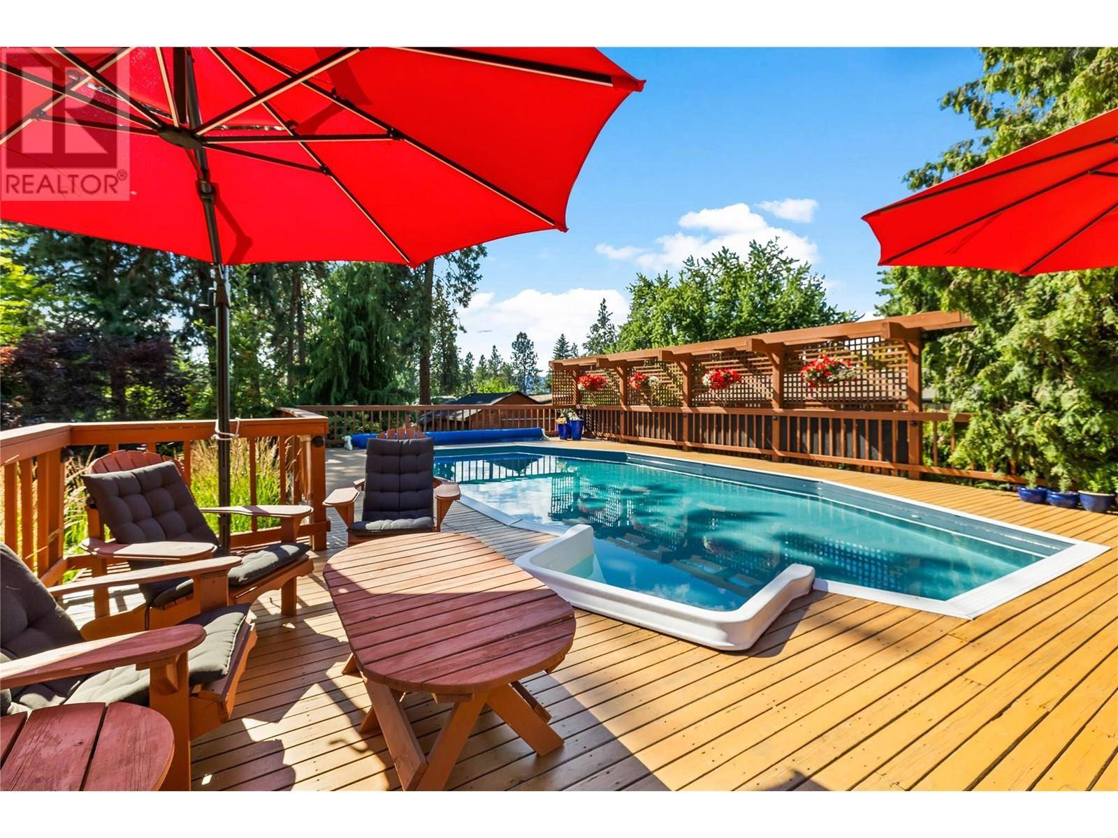 3950 June Springs Road, Kelowna, BC V1W4E4