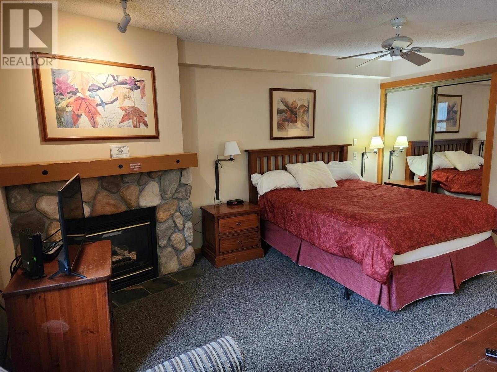 Panorama, BC V0A1T0,2060 SUMMIT DR #106