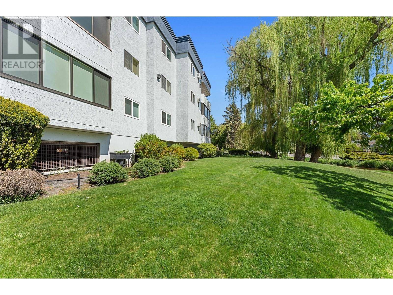 Kelowna, BC V1Y5T4,1170 Brookside AVE #107