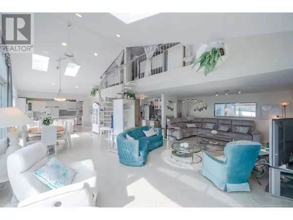 Kaleden, BC V0H1K0,191 Oak Avenue