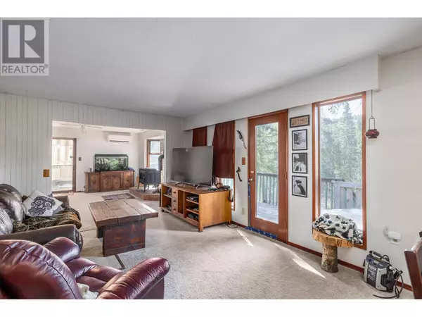 Kelowna, BC V1P1J9,10623 Hwy 33 Highway E