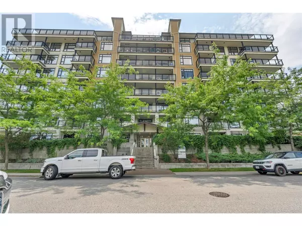 Penticton, BC V2A6G6,3301 SKAHA LAKE RD #803