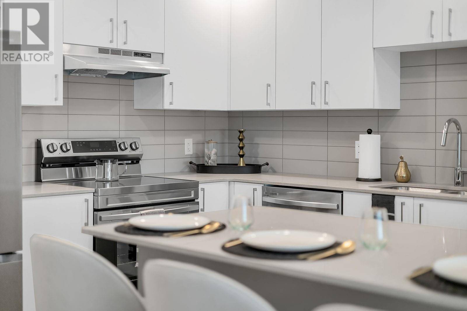 Kelowna, BC V1W0G7,1057 Frost RD #105