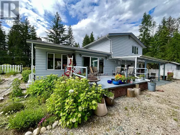 Nakusp, BC V0G1R0,609 10th Avenue NW