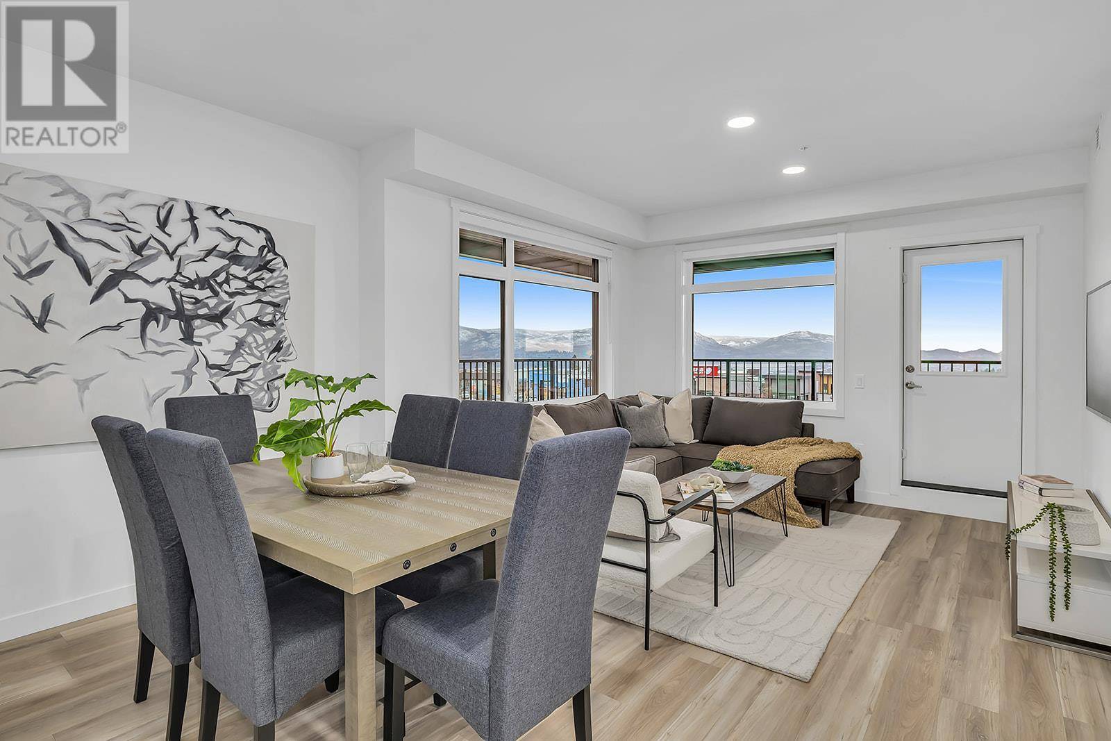 1057 Frost RD #217, Kelowna, BC V1W0G7