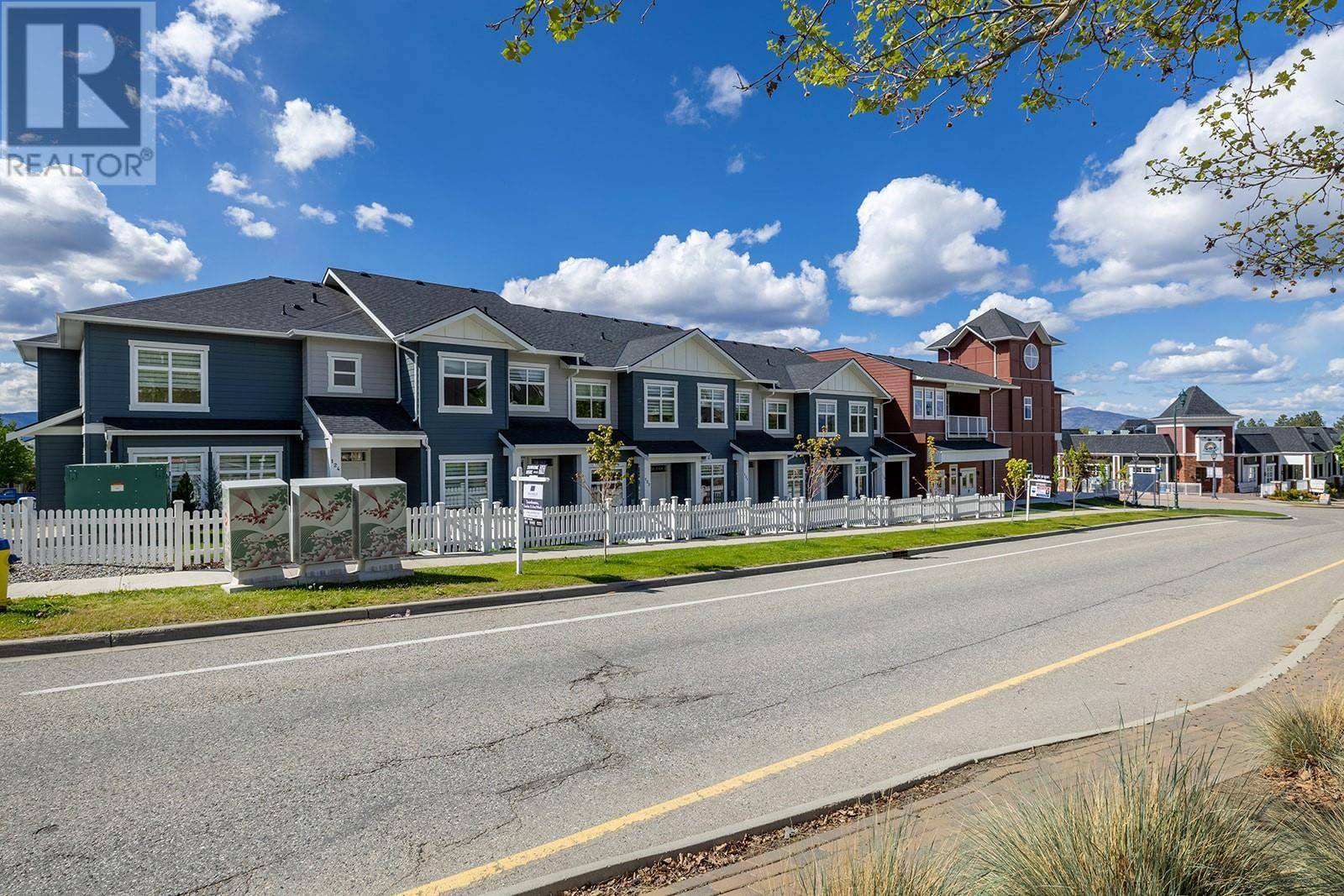 Kelowna, BC V1W0C1,5300 Main ST #121