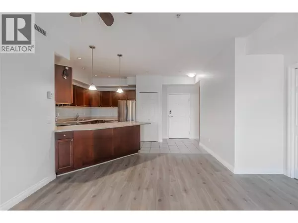 Oliver, BC V0H1T8,921 SPILLWAY RD #212C