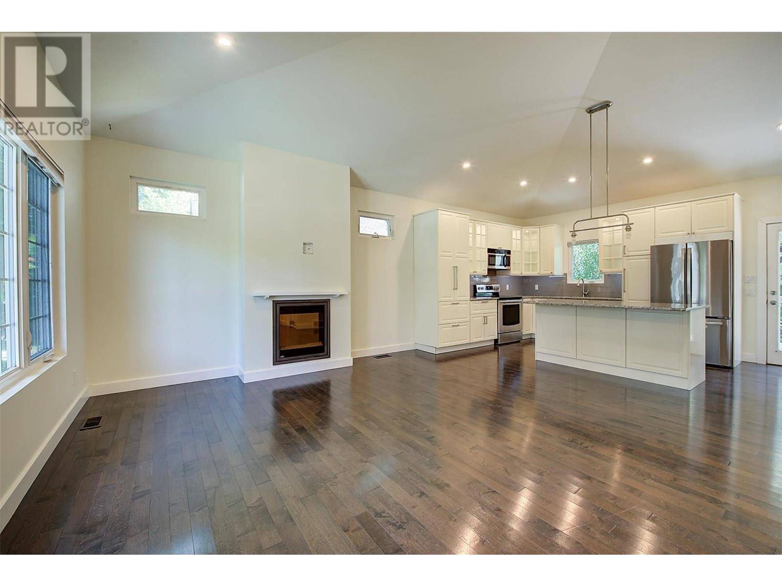 Kelowna, BC V1Y2B7,1882 Marshall Street