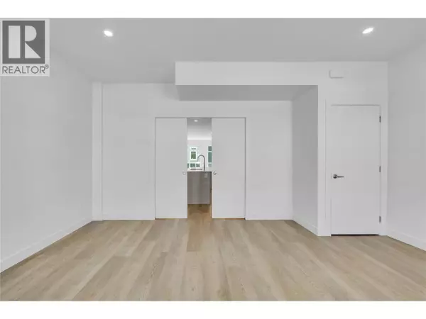 Kelowna, BC V1W0C1,5300 Main ST #118