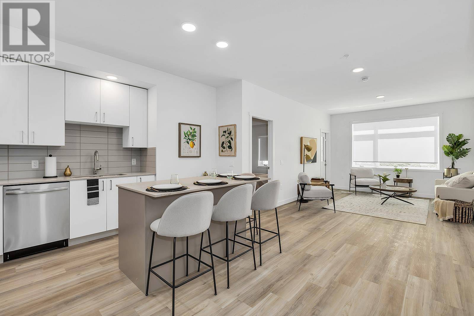 Kelowna, BC V1W0G7,1057 Frost RD #305