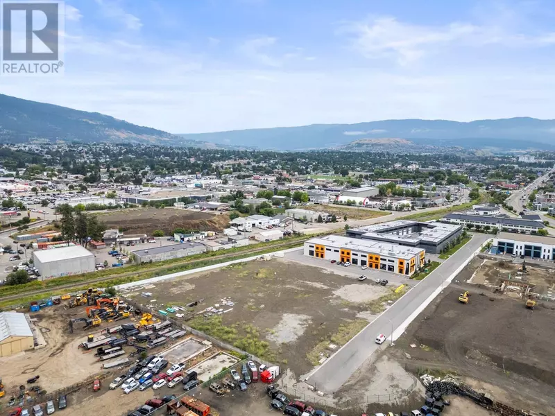 4651 Anderson Way, Vernon, BC V1T0E3