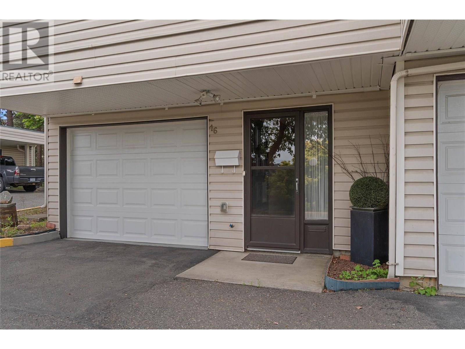 Kamloops, BC V2E1K4,931 Gleneagles DR #16