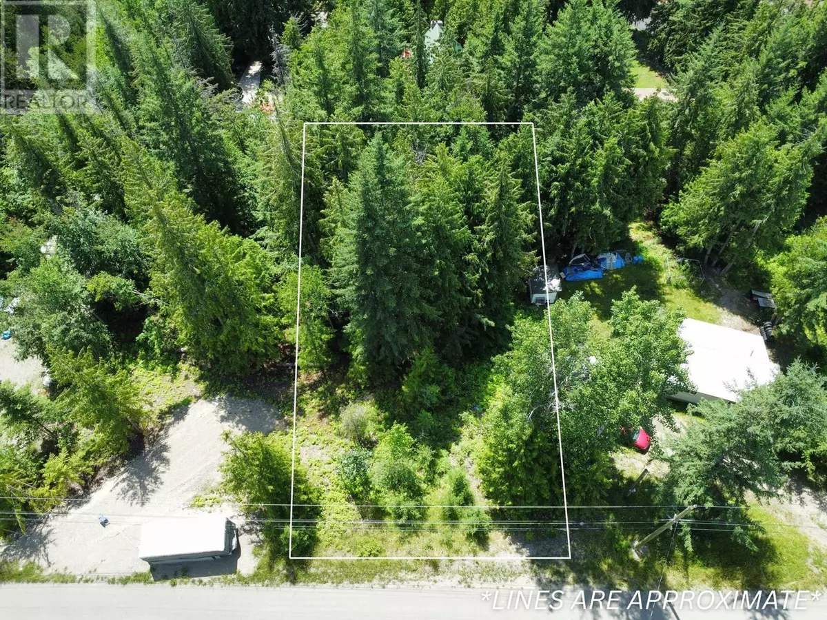 Anglemont, BC V0E1M8,Estate Place Lot# 198