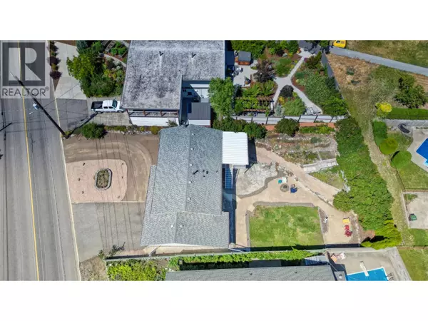 Osoyoos, BC V0H1V1,9504 62nd Avenue