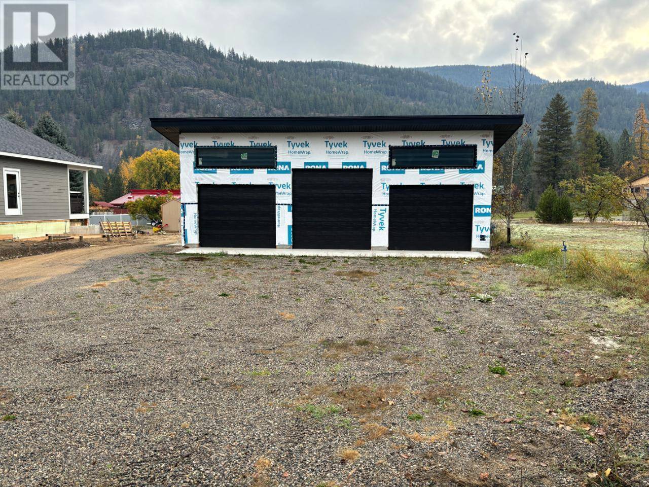 1650 BENNIGER Road, Christina Lake, BC V0H1E0
