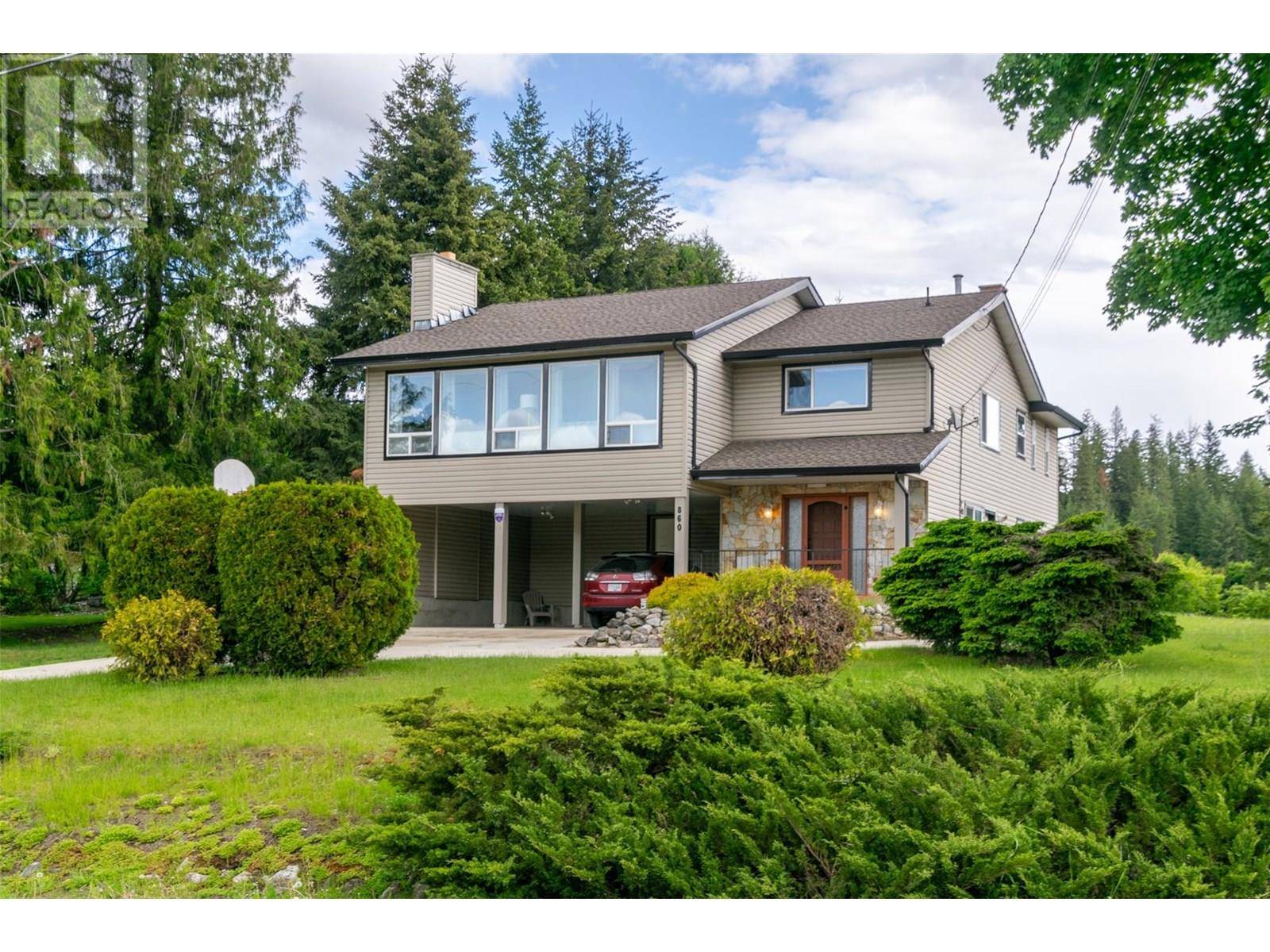 860 33 Street SE, Salmon Arm, BC V1E2C5
