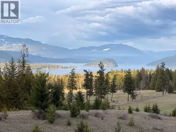 890 Dilworth Road, Sorrento, BC V0E2W1