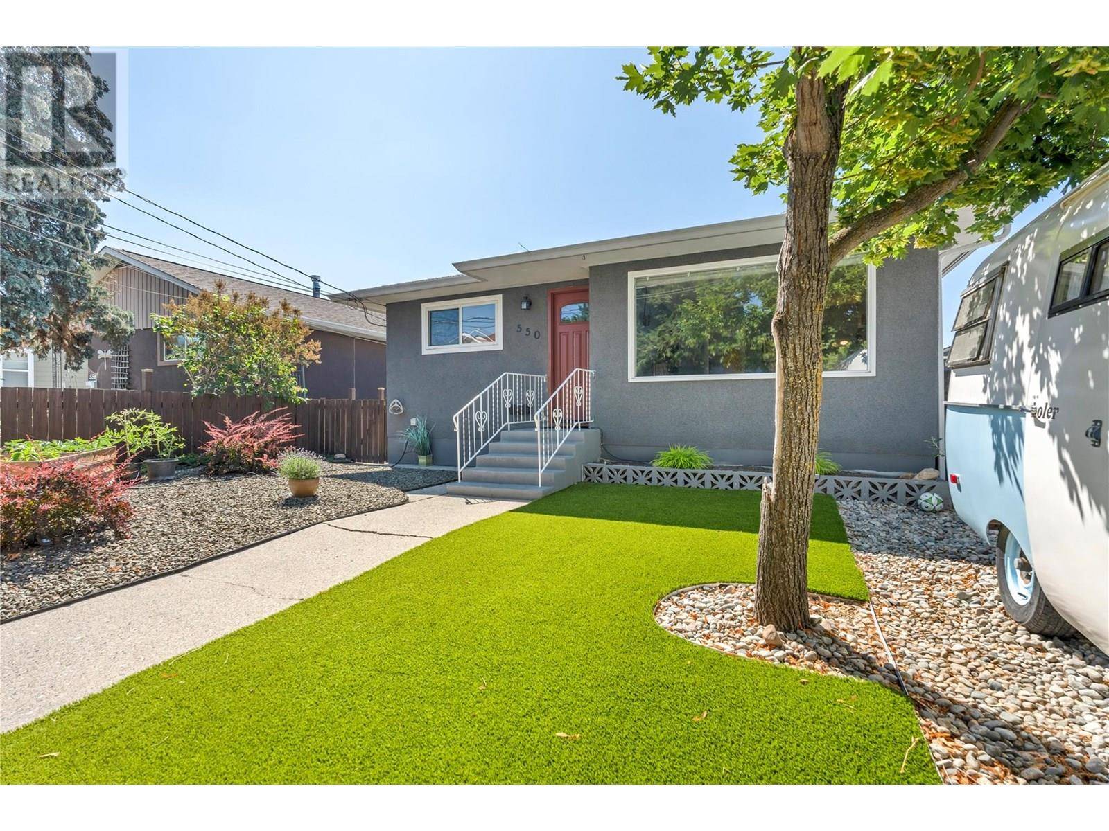 Penticton, BC V2A2C7,550 Gahan Avenue