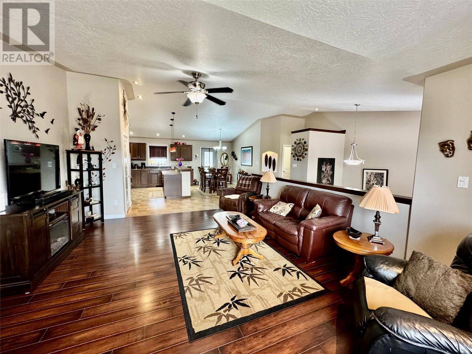 Dawson Creek, BC V1G1E8,1816 93 Avenue