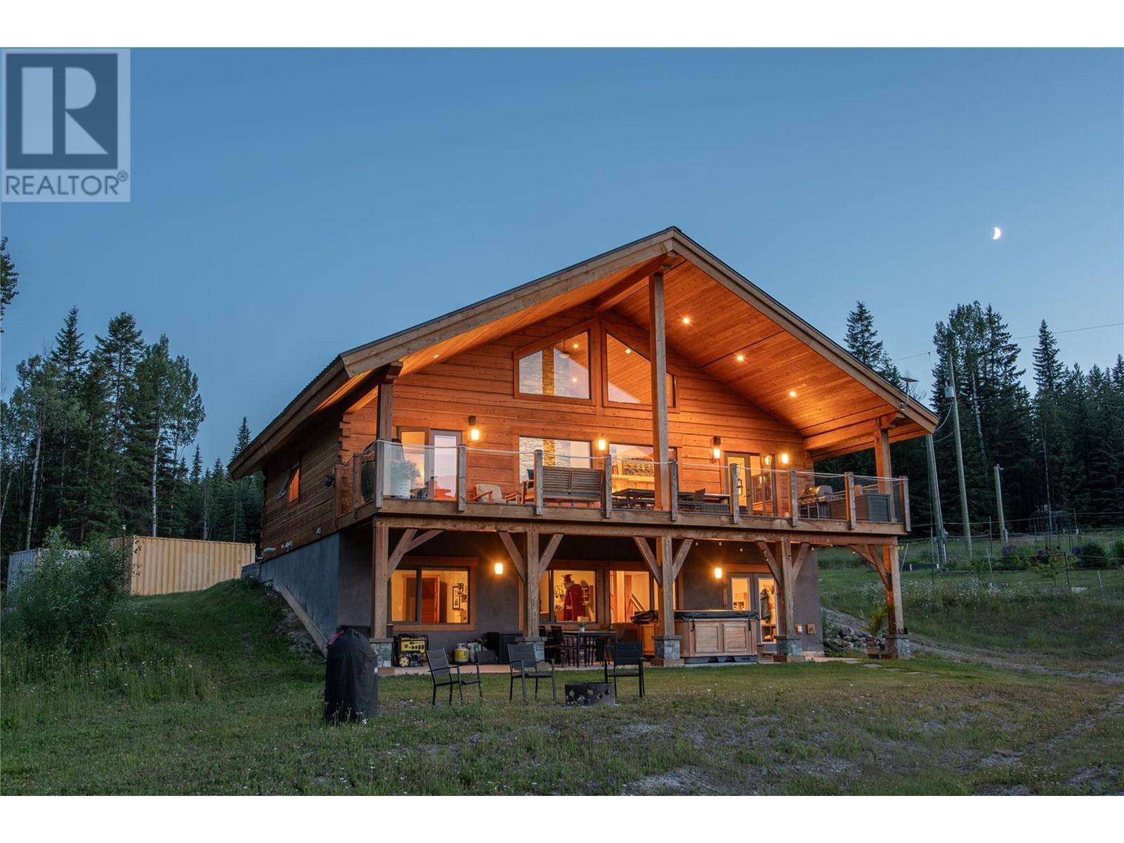 2550 Kettleston Road, Golden, BC V0A1H1