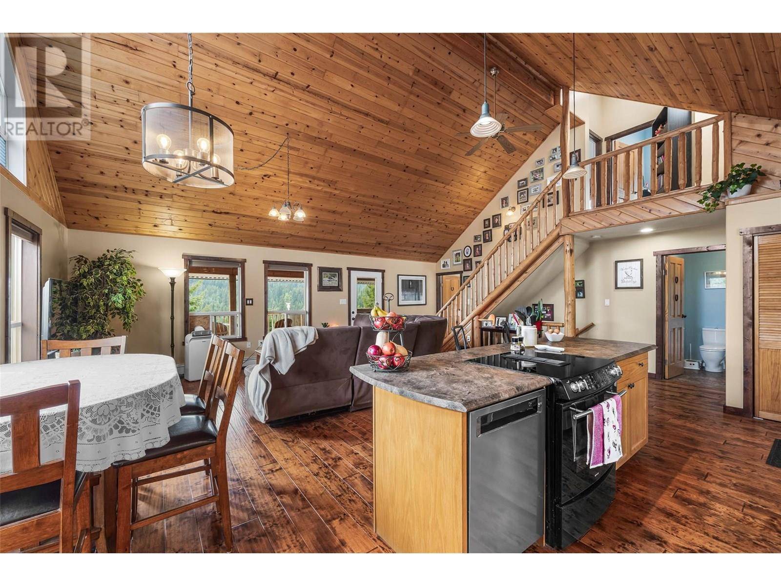 Merritt, BC V1K1M6,5841 Beech Road