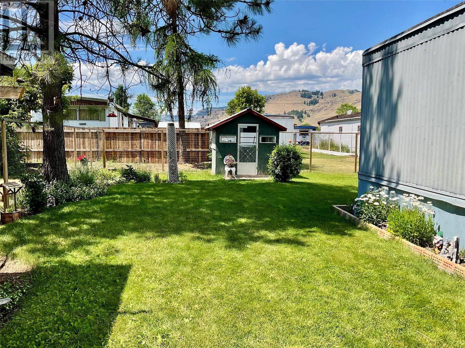 Midway, BC V0H1M0,925 Thirteenth AVE #6D