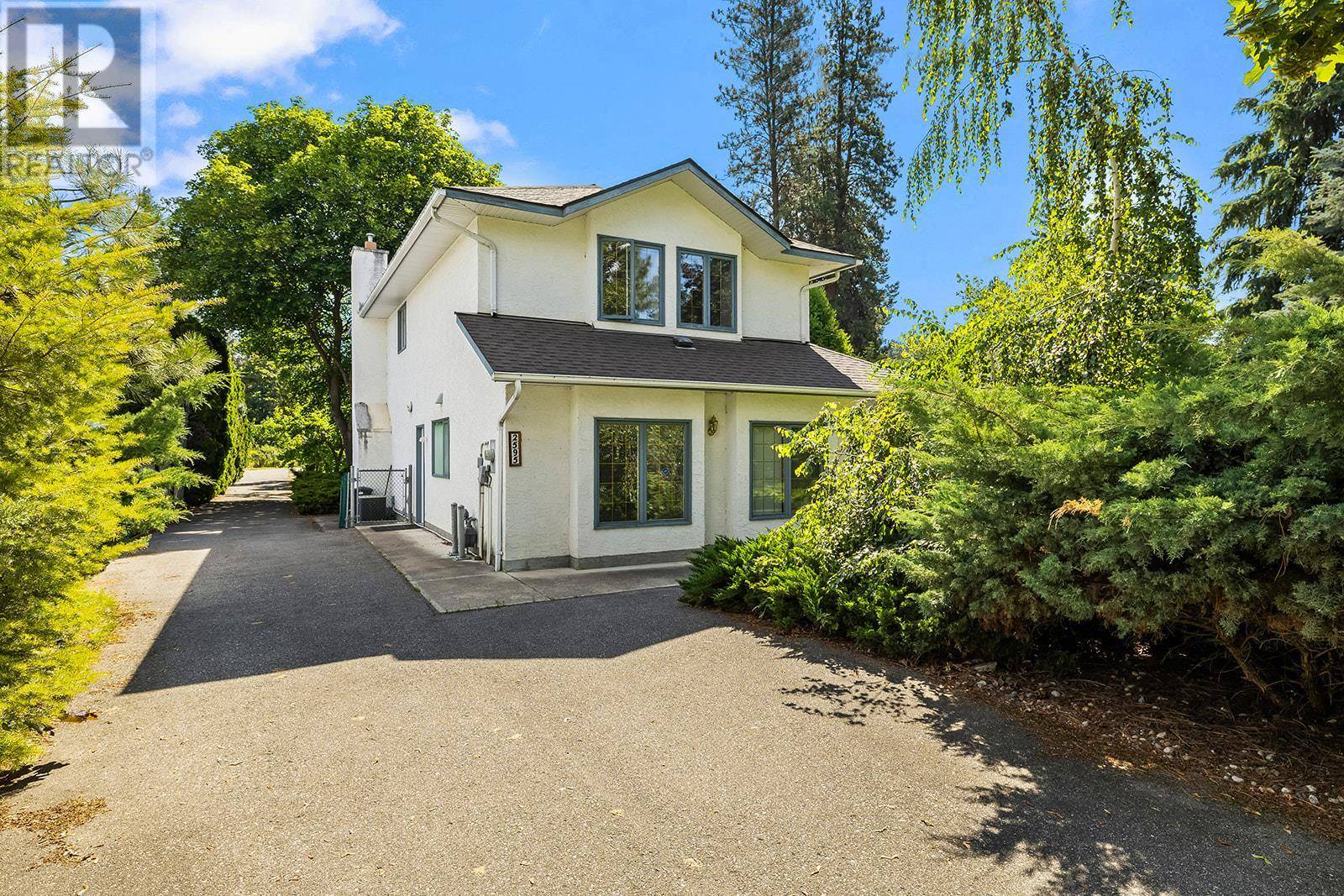 Kelowna, BC V1W2R9,2595 MAQUINNA Road