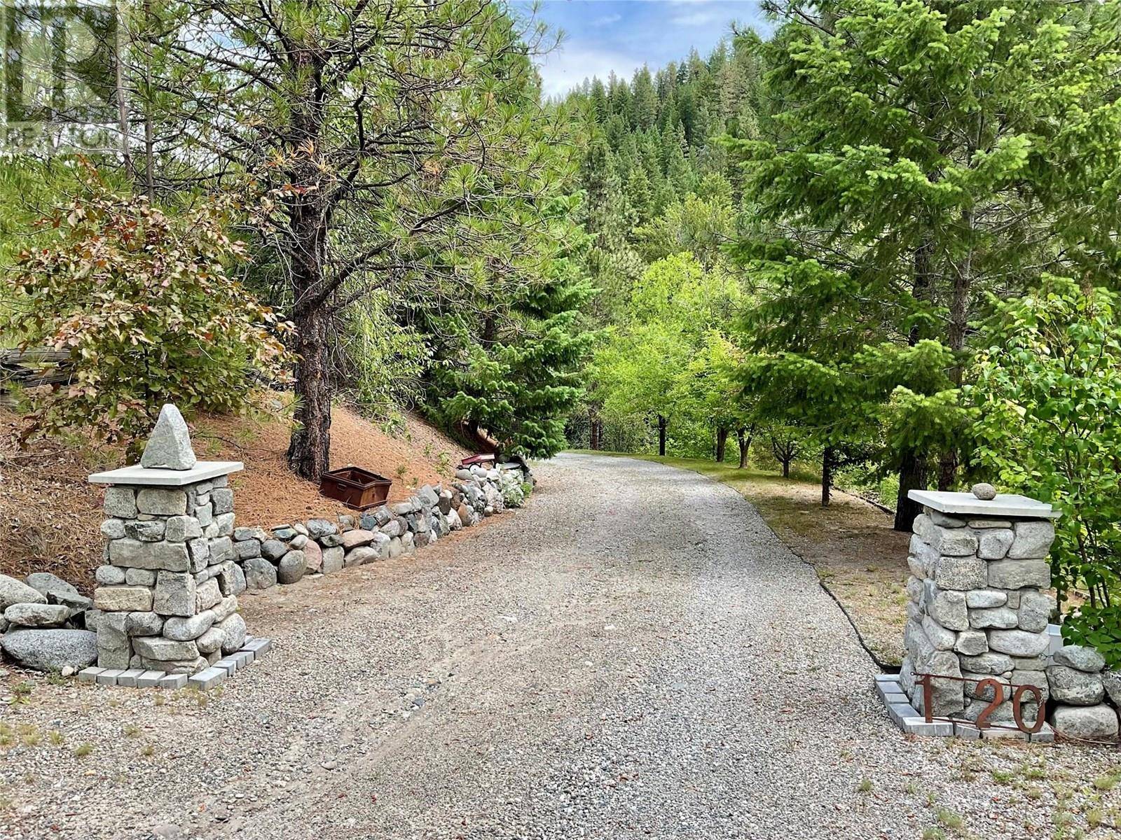 Midway, BC V0H1M0,1920 3 Highway