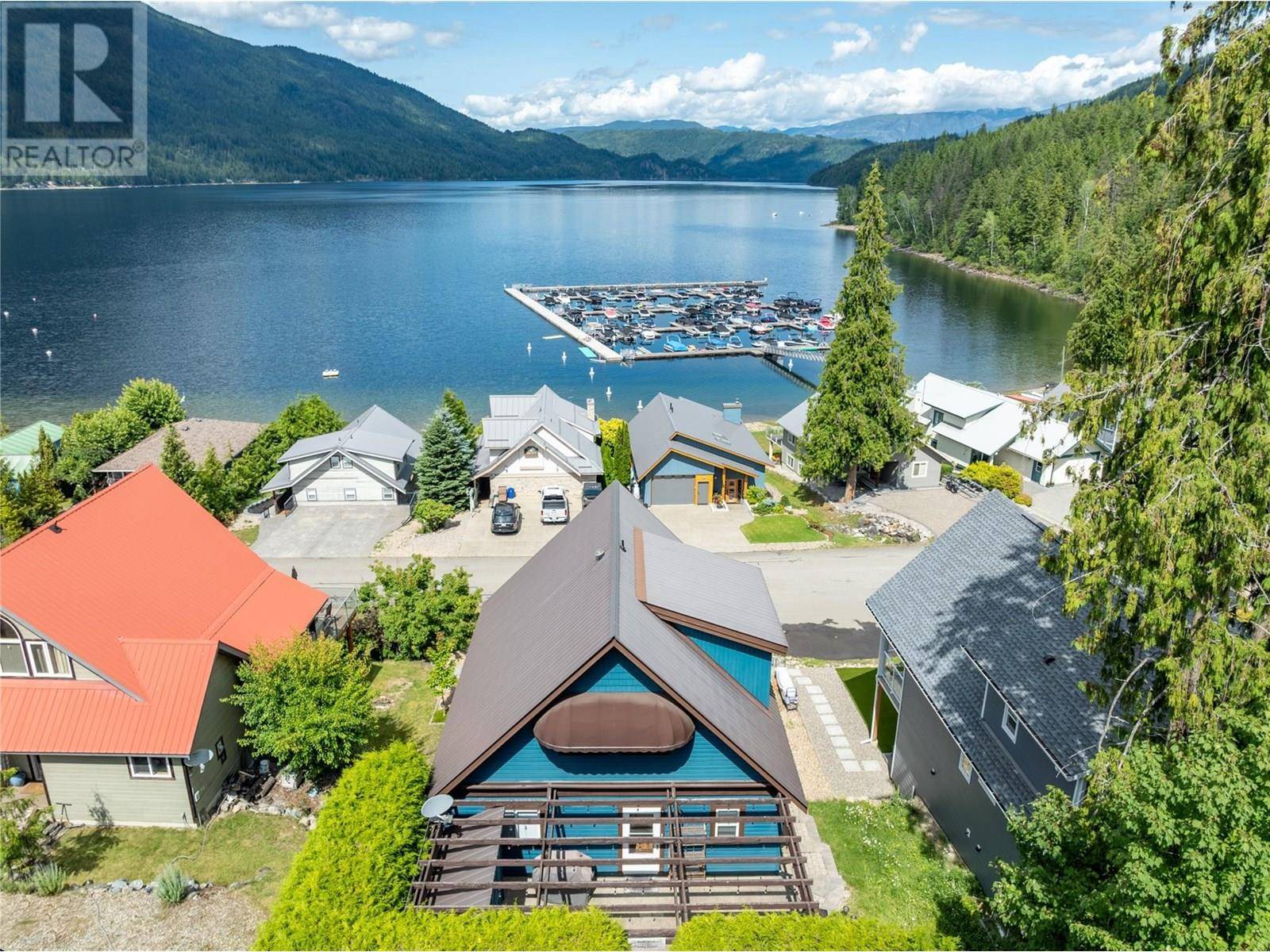 Eagle Bay, BC V0E1T0,6421 Eagle Bay RD #28