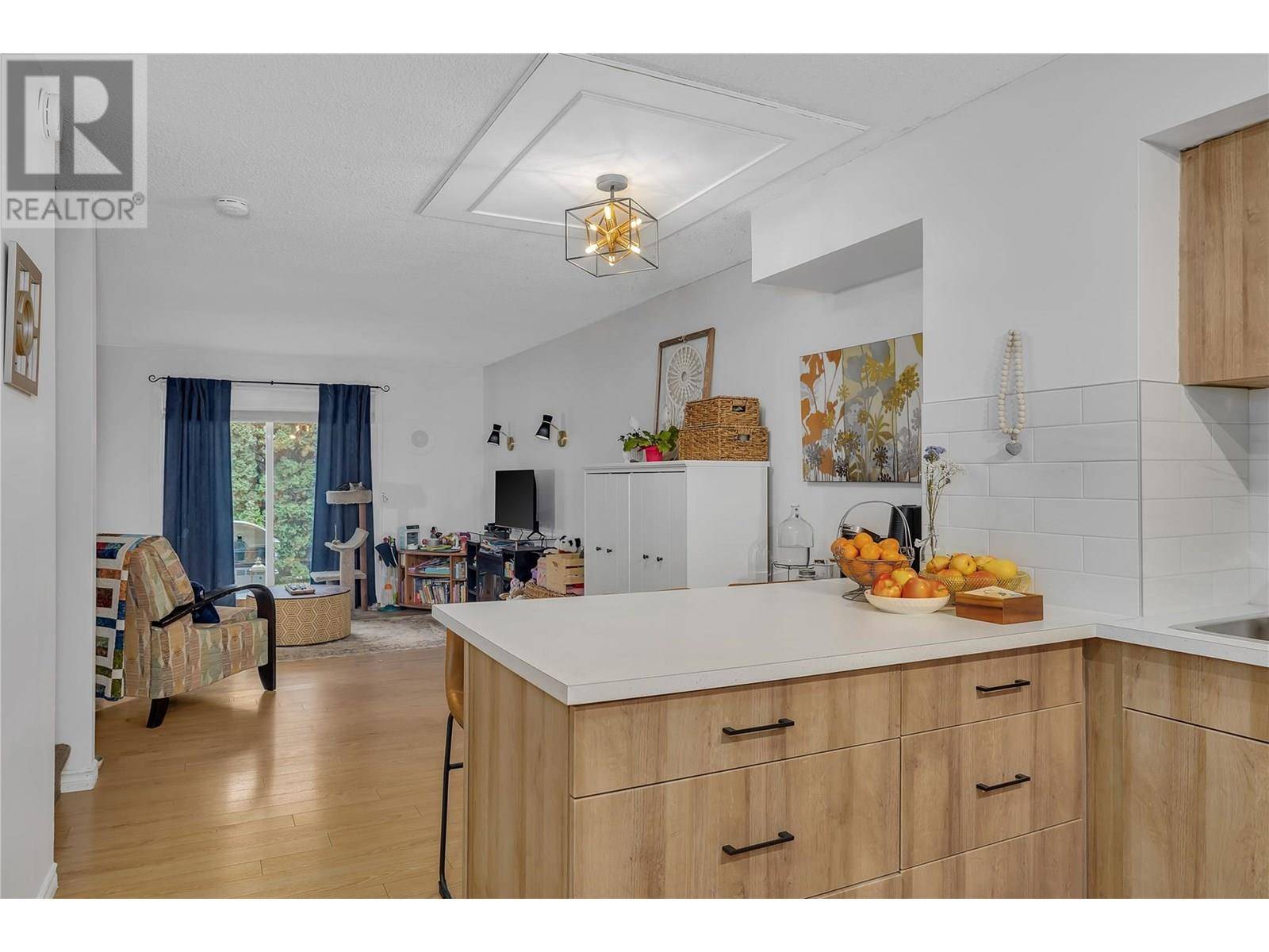 Kelowna, BC V1X6E2,500 Lester RD #6