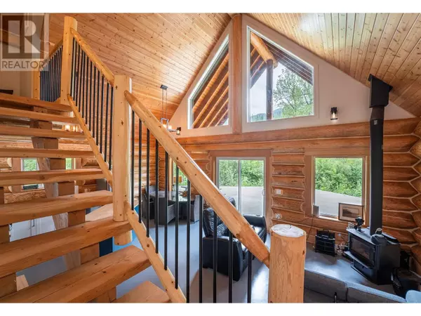 Malakwa, BC V0E2J0,5860 TRANS CANADA HWY 1