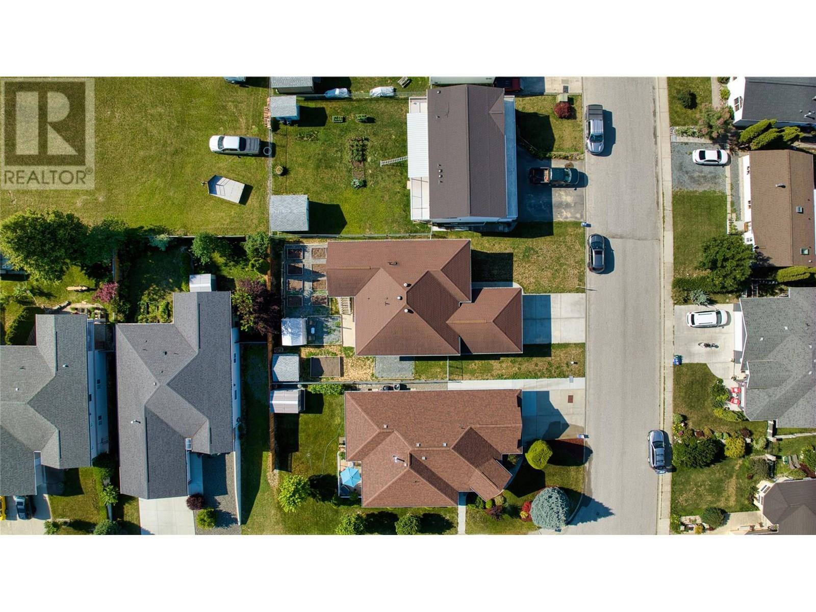 Creston, BC V0B1G6,1030 11th Avenue N