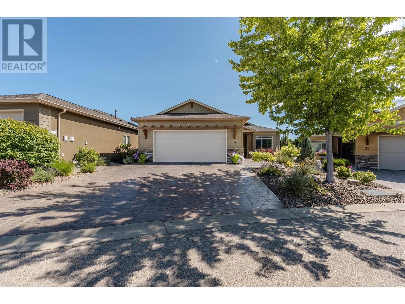 6833 MEADOWS DR #24, Oliver, BC V0H1T4