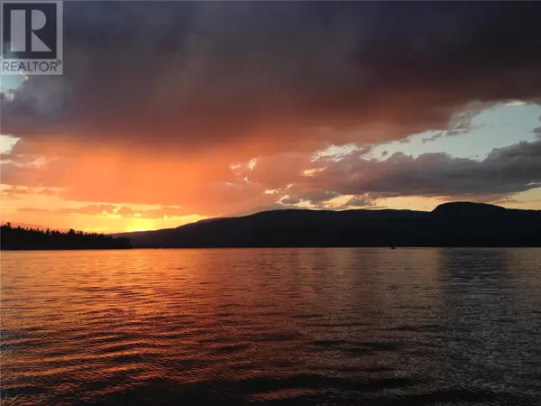 Tappen, BC V0E2X1,470 Sumac Road