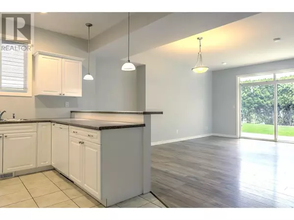 Vernon, BC V1H2H8,100 Palmer RD #17