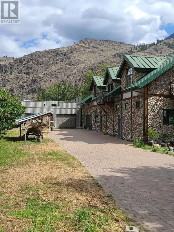 Keremeos, BC V0X1N2,2626 MIDDLE BENCH Road