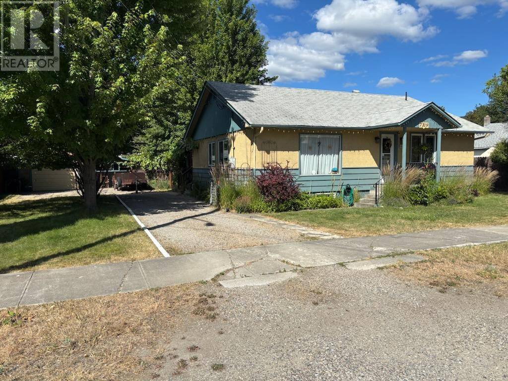 7319 9th Street, Grand Forks, BC V0H1H0